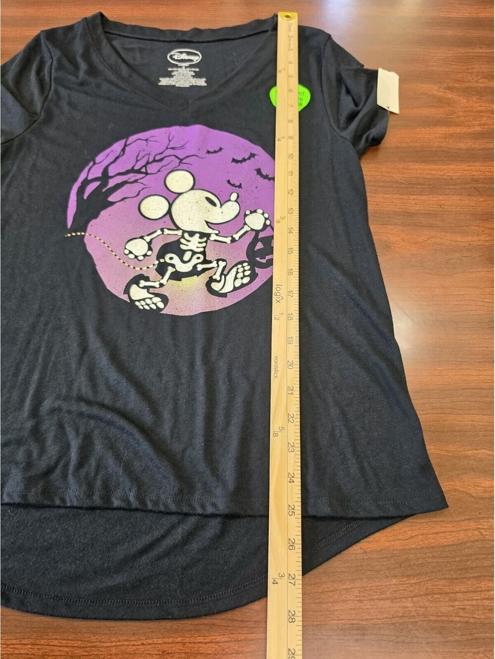 NWT Disney Mickey Mouse Skeleton Halloween Glow in The Dark V Neck T Shirt Women - Picture 5 of 5